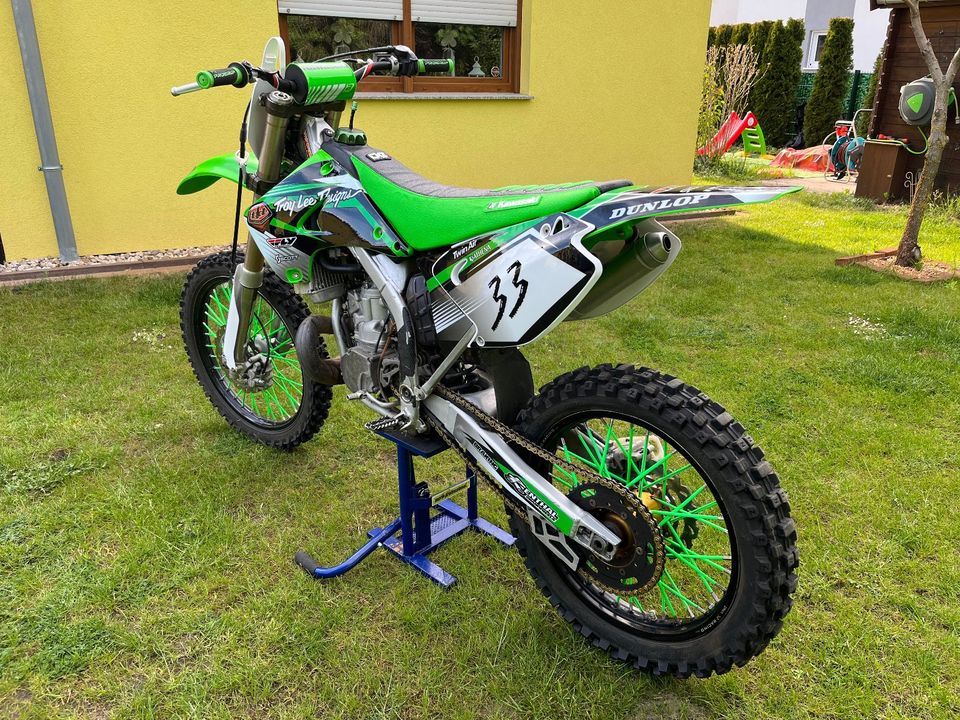 Kawasaki KX 250 2 Takt Modell 2003- 2008 sehr gepflegt in Raguhn