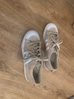 Adidas Sneaker Gr. 38 2/3 beige-weiß Freiburg im Breisgau - Altstadt Vorschau