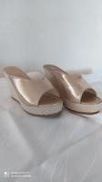Damen Metallische Keilabsatz-Sandalen, Farbe gold, Gr. 37 Bochum - Bochum-Südwest Vorschau