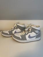 Nike Jordan 1 Mid Dortmund - Hostedde Vorschau
