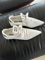 MIU MIU Schuhe Gr. 38 White Leather Pointed Two Sneaker Pumps Berlin - Spandau Vorschau