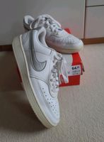 Nike Court Vision low weiß silber Gr. 40 Brandenburg - Vetschau Vorschau