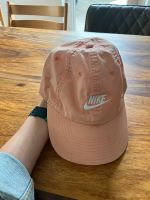 Cap Nike rosa/lachsfarben München - Schwabing-West Vorschau