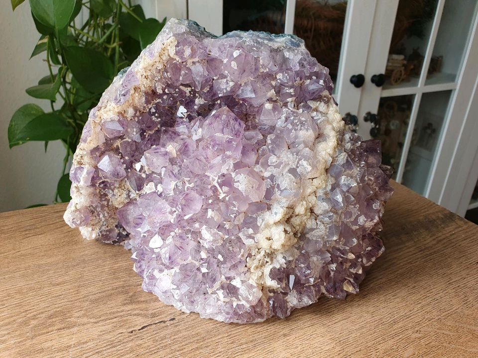 Großer Amethyst, Mineralien, Amethyst Stufe, Spitzen in Solingen