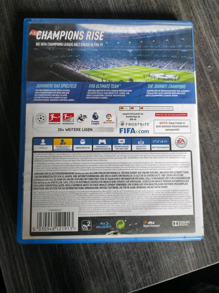 PS4 --- FIFA 19 in Berlin