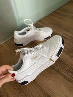 Damen Weiss Puma sneaker flach Cali 40 schwarz Nordrhein-Westfalen - Grevenbroich Vorschau