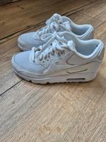 Nike Airmax Damen Größe 36,5 weiß Niedersachsen - Uelzen Vorschau