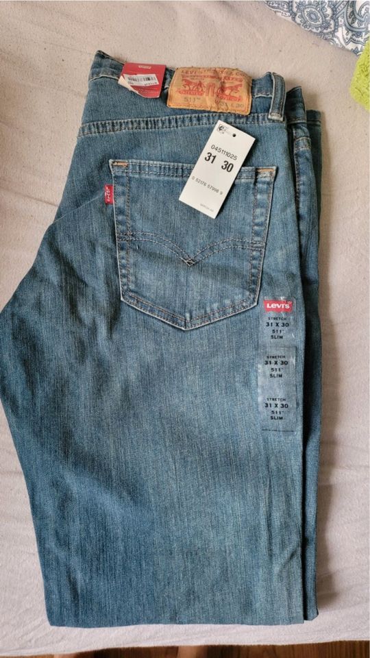 NEU OVP Eine Levi’s Jeans 511 Gr. 31x30 gekauft in USA in München