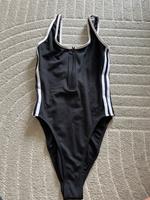 Adidas Badeanzug schwarz weiß Neu Größe 34/36 Berlin - Biesdorf Vorschau