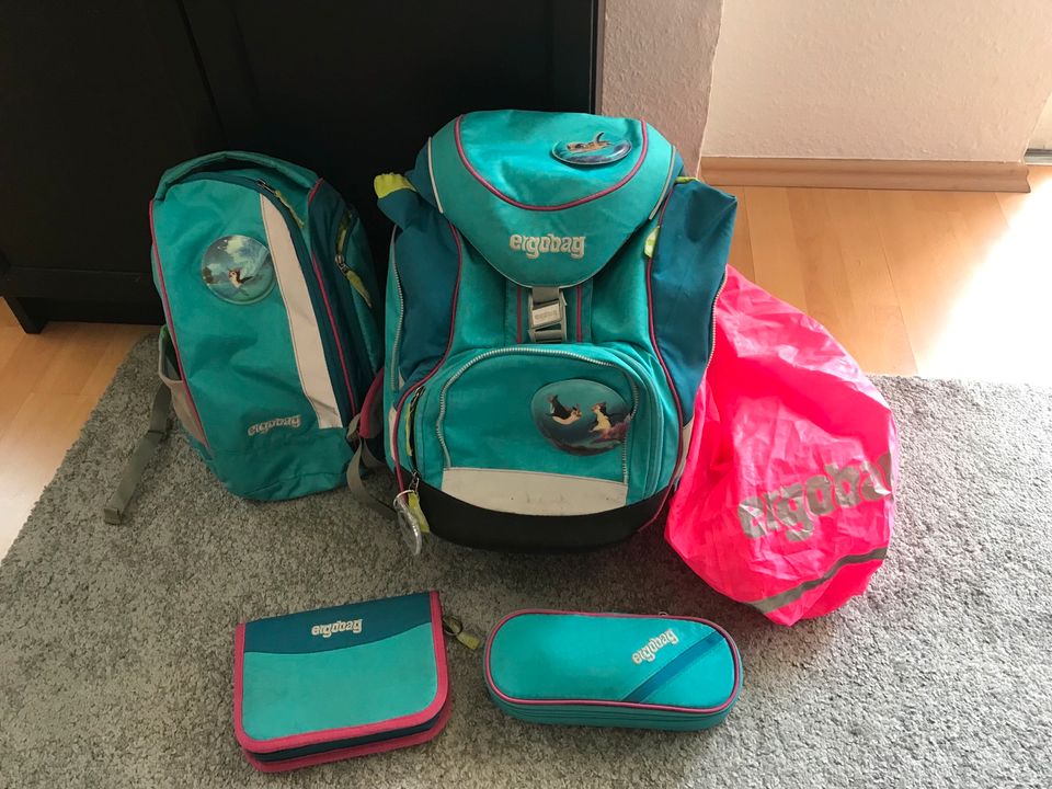 Ergobag Pack Hula HoopBär Schulrucksack Set in Thüringen - Erfurt | eBay  Kleinanzeigen ist jetzt Kleinanzeigen