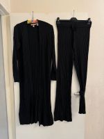 H&M  Strick Zweiteiliges Set Mantel Strickjacke & Hose Größe S Berlin - Neukölln Vorschau