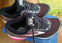 Brooks Ghost 10 Damen Laufschuhe Kr. Altötting - Altötting Vorschau