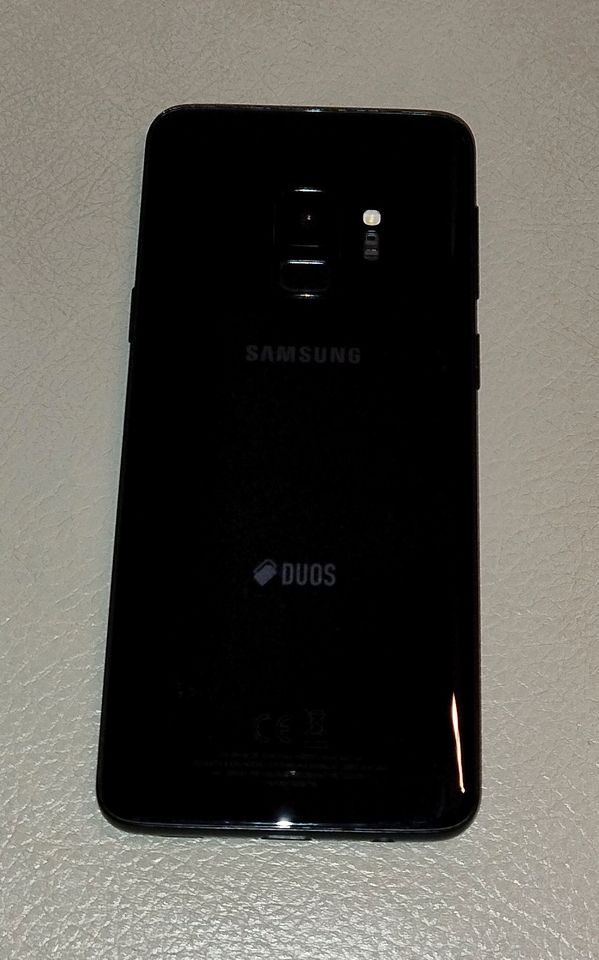 Samsung Galaxy S9 - 64GB - Midnight black (schwarz) in Neuhaus