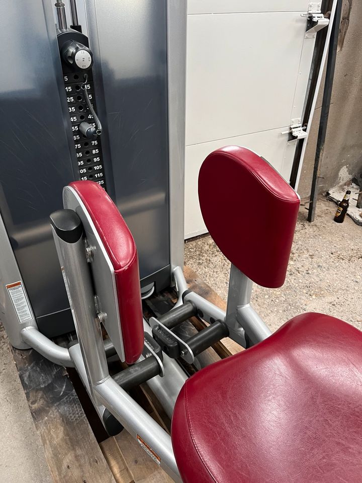 Life Fitness Selection Line Abductor/ Adductor 145kg Grey in Bocholt