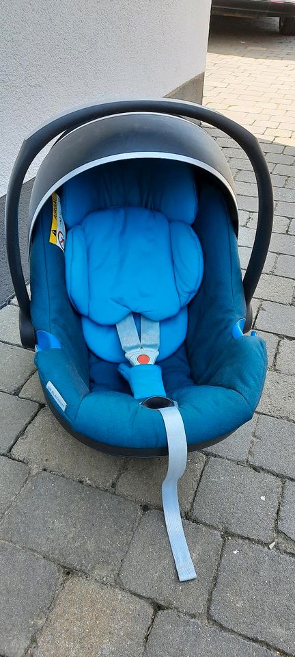 Babyschale Cybex GB Idan inkl. Isofixstation in Nieder-Olm