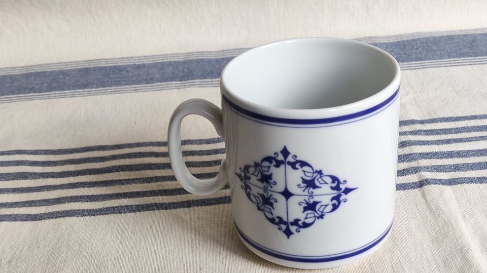 Germany Kaffeebecher Tasse altdt. Spruch - Indigo blau Strohblume in  Mecklenburg-Strelitz - Landkreis - Neustrelitz | eBay Kleinanzeigen ist  jetzt Kleinanzeigen