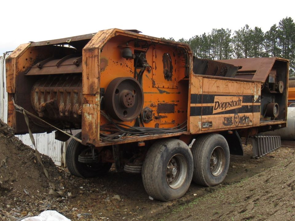 2 Stück mobile Holzshredder Doppstadt AK 420 in Wurzen