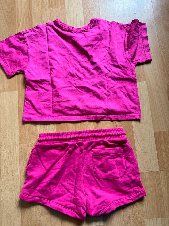 Calvin Klein 3 Tlg. Set Strand Kleid+Shorts+T-Shirt Gr.128 Pink in Düsseldorf