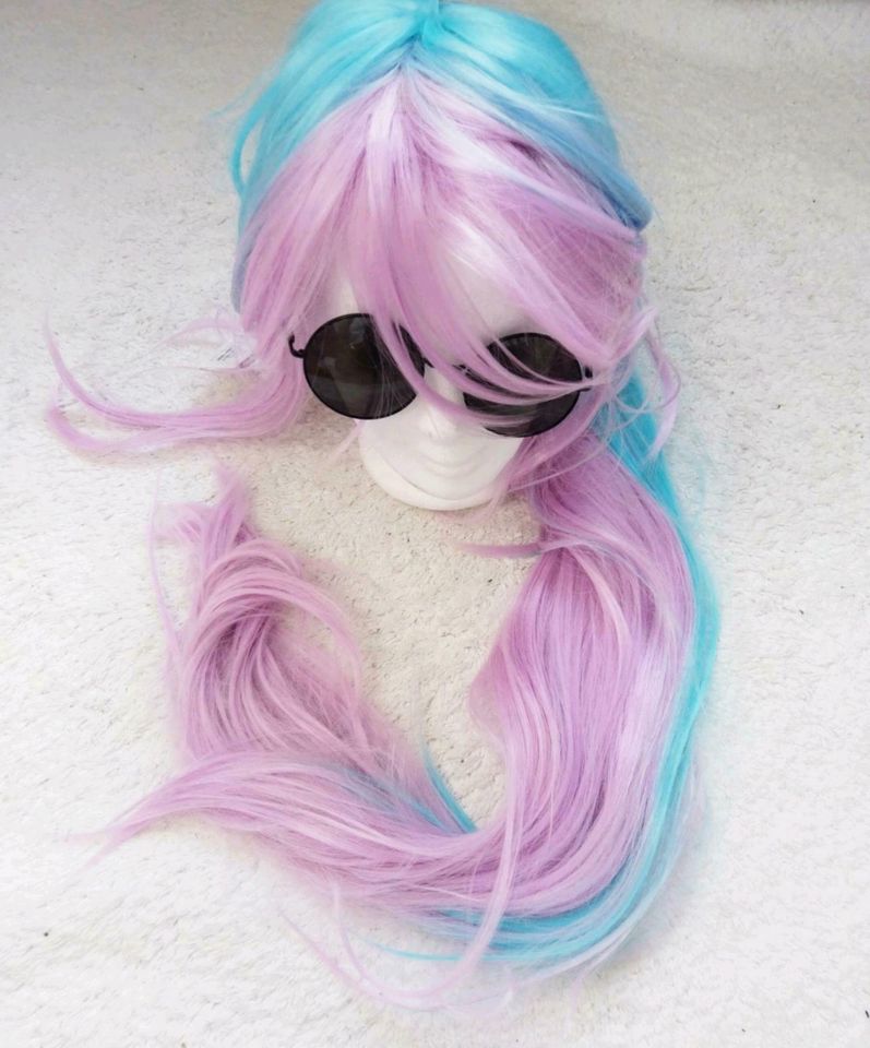 Perücke Wig Blau Lila Violett Cosplay Kostüm Karneval NEU rosa in Melle