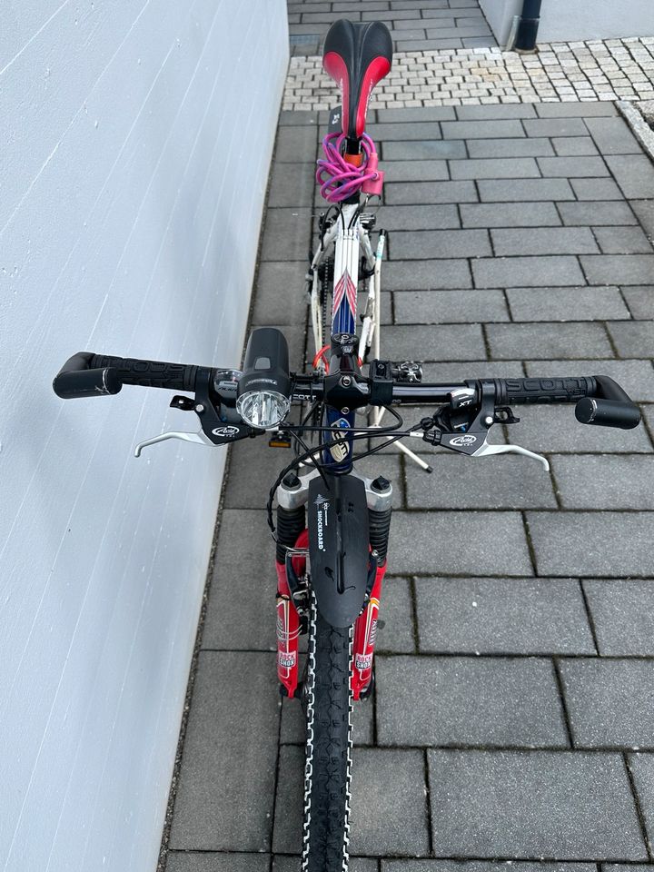 Fahrrad Scott Mountainbike in Wurmlingen
