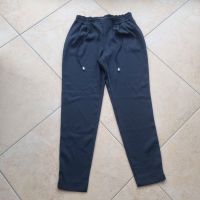 Stoffhose dunkelblau ZARA basic Gr. XS Hessen - Wetzlar Vorschau