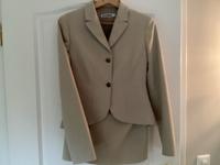 HOSENANZUG von JIL SANDER, beige, Größe 38 (plus ROCK) Niedersachsen - Bad Iburg Vorschau