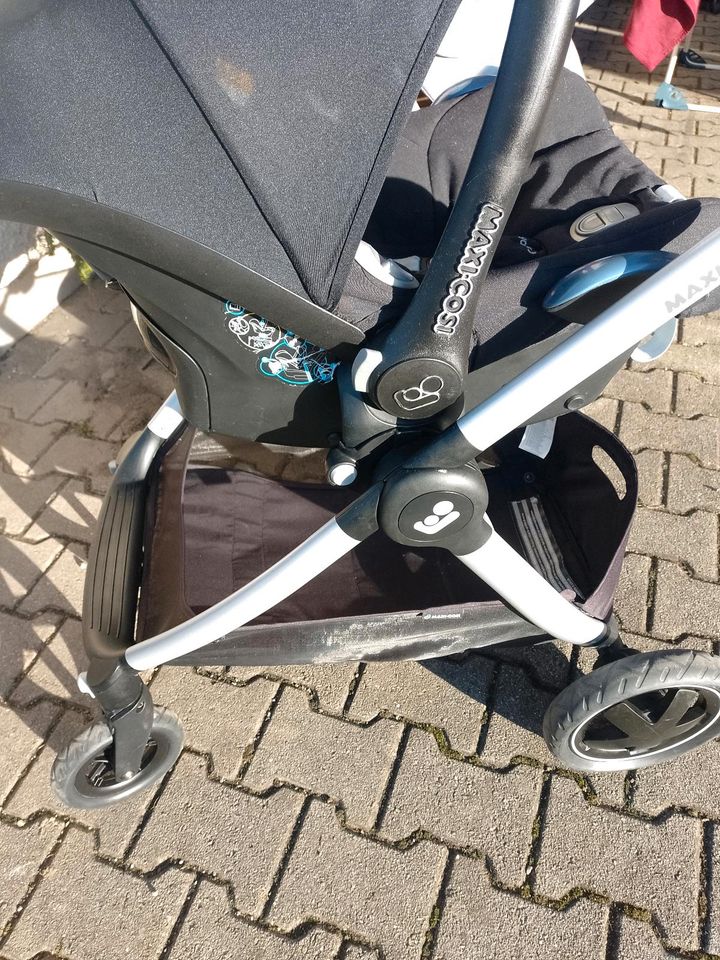 Maxi Cosi Kinderkarre-/Wagen in Riedering