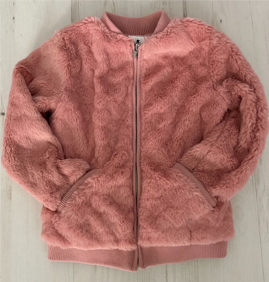 H&M Bomberjacke C&A Übergang Kuscheljacke Felljacke Jacke Herzen in  Nordrhein-Westfalen - Schwelm | eBay Kleinanzeigen ist jetzt Kleinanzeigen