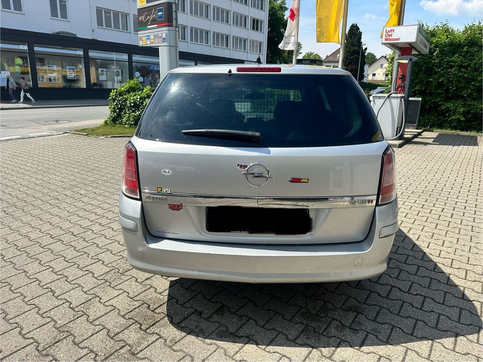 Opel Astra H 1.9 cdti in Passau