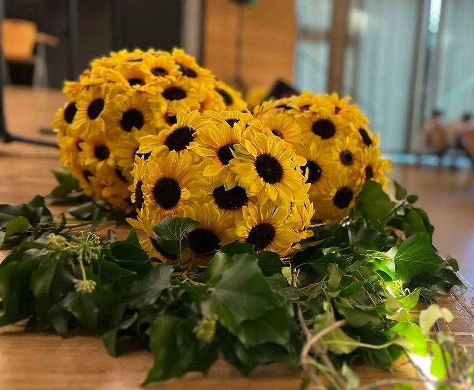 7 Dekobälle Sonnenblumen, Hochzeitsdeko in Holzgerlingen