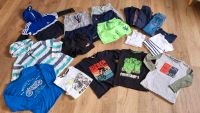 Jungen Marken kleiderpaket 128 Adidas Hoodie Jeans T-Shirt Shorts Niedersachsen - Marienhafe Vorschau