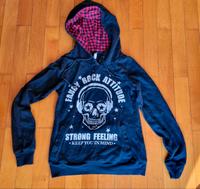 FISHBONE Hoddie Sweatshirt Totenkopf Rock  XS S 36 Bayern - Mering Vorschau
