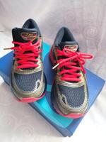 Sportschuhe ASICS GEL-NIMBUS 21 /NAGELNEU Nordrhein-Westfalen - Mettmann Vorschau
