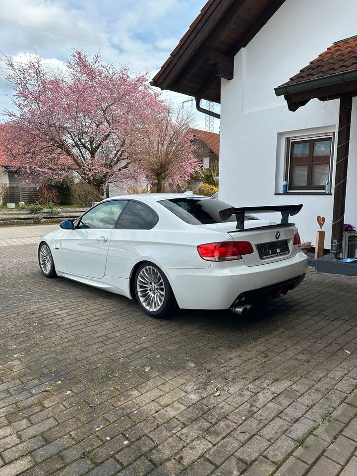 *TÜV NEU* BMW e92 325i N52B25 2. Hand in Burgkirchen