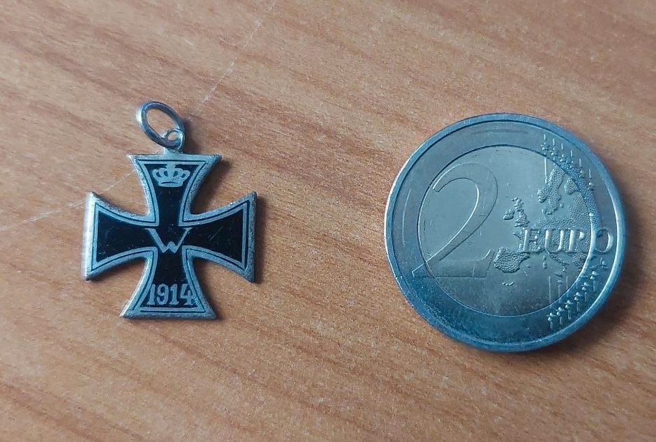 Eiserenes Kreuz 1914 Anhänger in Titz