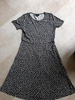 Kleid Gr.32/34 Damen Nordrhein-Westfalen - Balve Vorschau