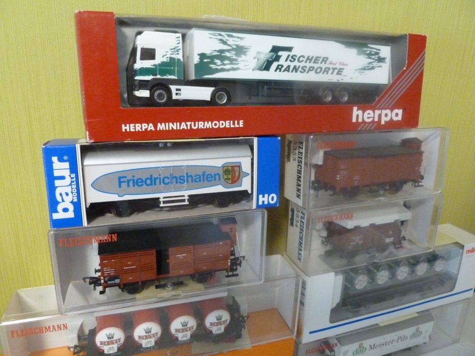 Konvolut Güterwagen H0, Fleischmann, Märklin, Roco, Eisenbahn in Igensdorf