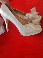 neue glitzer high heels gr 41 Brautschuhe Niedersachsen - Schortens Vorschau