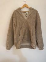 Reserved Hoodie s Hessen - Offenbach Vorschau