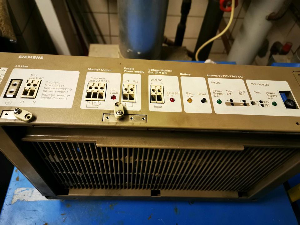 5 x Siemens AC Line Modular Power Supply 6ES5955 in Aalen