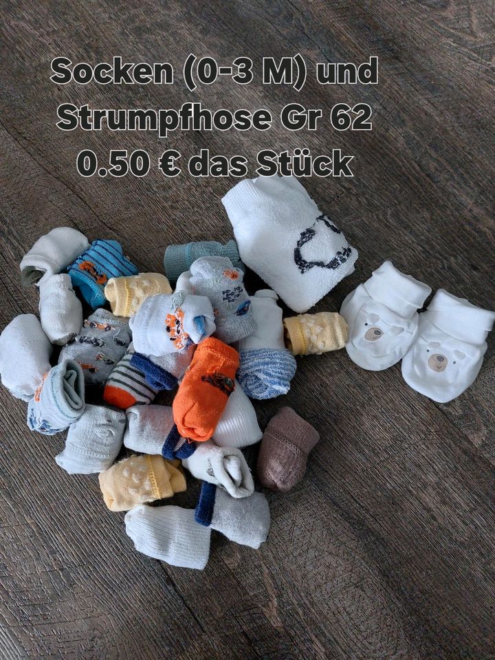 Baby Socken und Strumpfhosen in Preetz