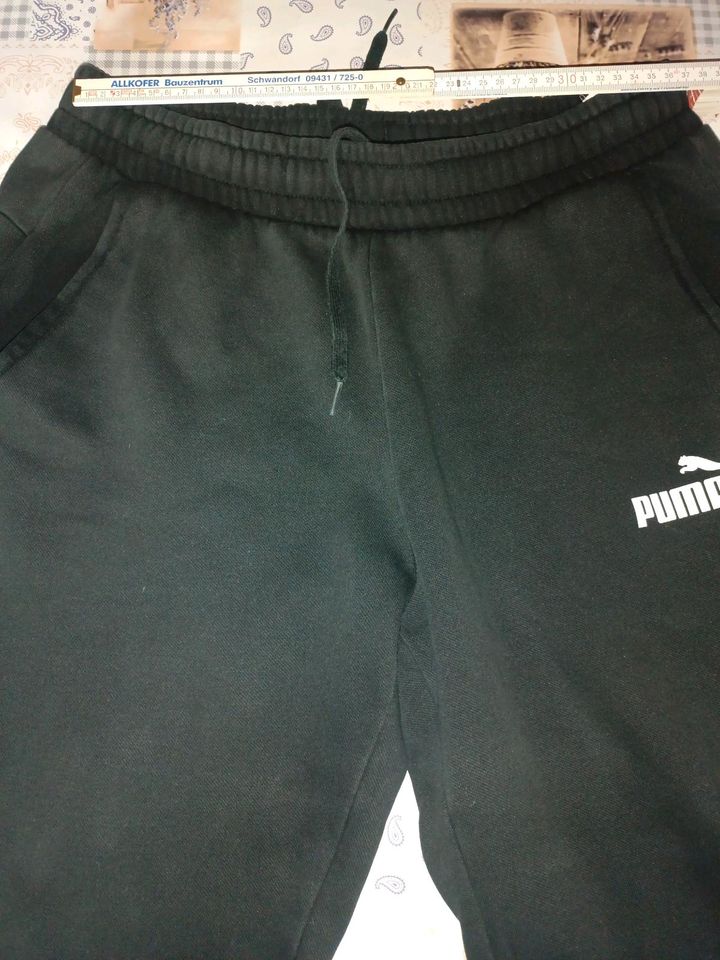 PUMA Jogginghose, Sporthose Größe L in Vilseck