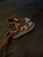 Nike Dunk Low Rosa Gr. 36 1/2 Berlin - Mitte Vorschau