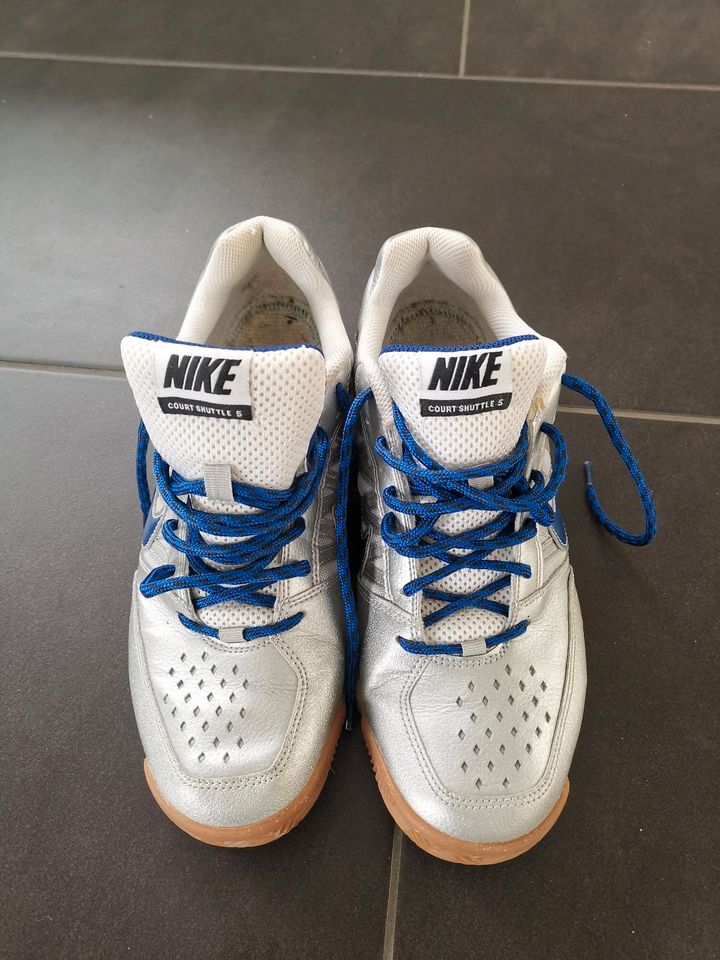 NIKE Trainers, Court Shuttle5, Gr. 44 in Dalheim