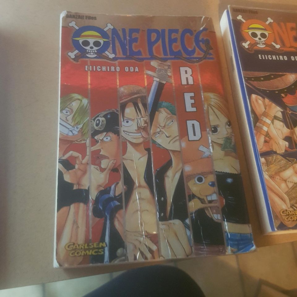 One Piece Sonderbände Manga Red Blue in Burgdorf