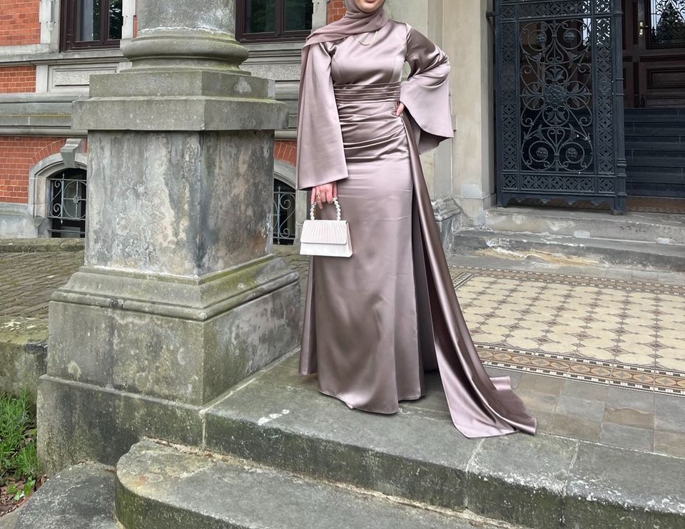 Tessetürlü Abiye. Rose Abendkleid Moda zehrada in Bremen