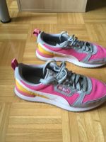 Damenturnschuhe Puma Gr. 42,5 Hessen - Bad Hersfeld Vorschau