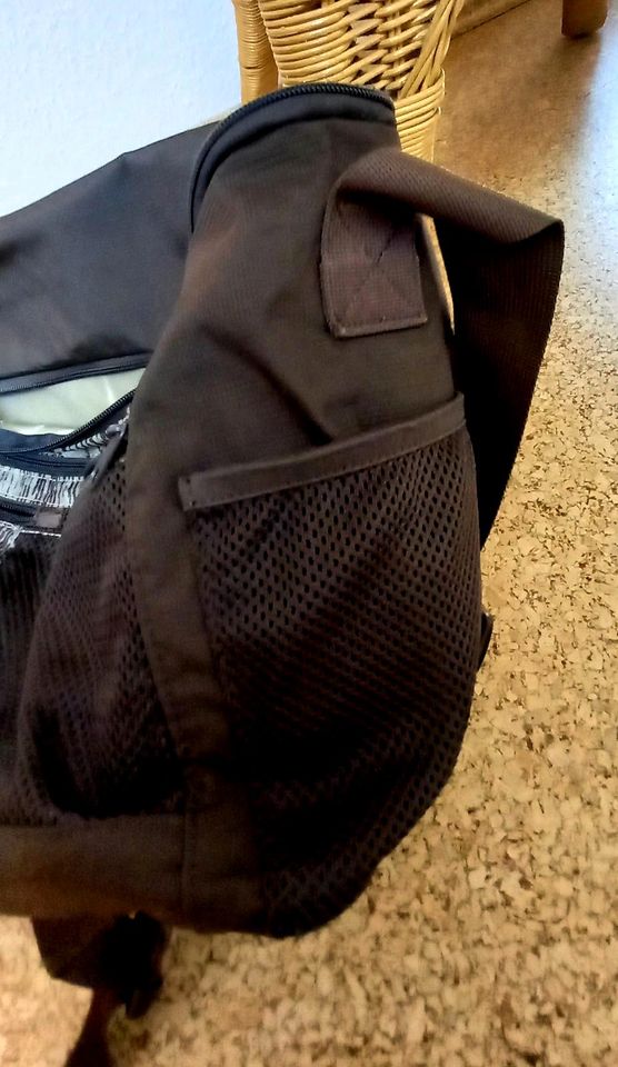 Dakine Laptop Tasche Umhängetasche in Aachen