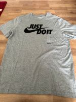 Nike Herren T-Shirt Gr. L Nordrhein-Westfalen - Gelsenkirchen Vorschau