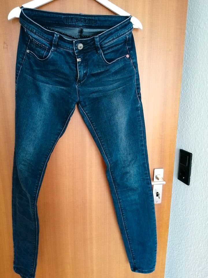 Damen jeans Hose groß 26/34 in Eschweiler